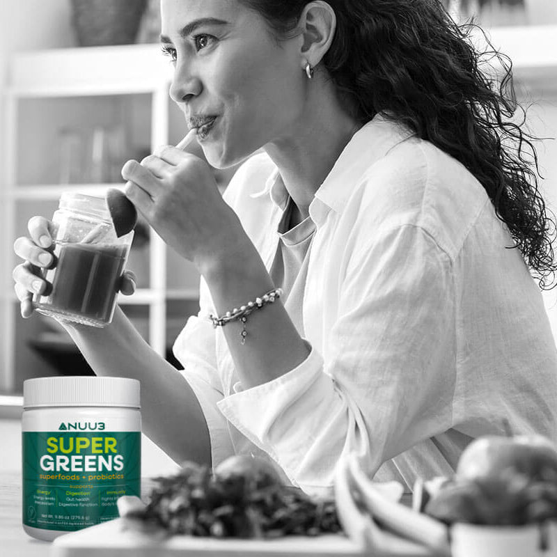 Woman having NUU3 supergreens